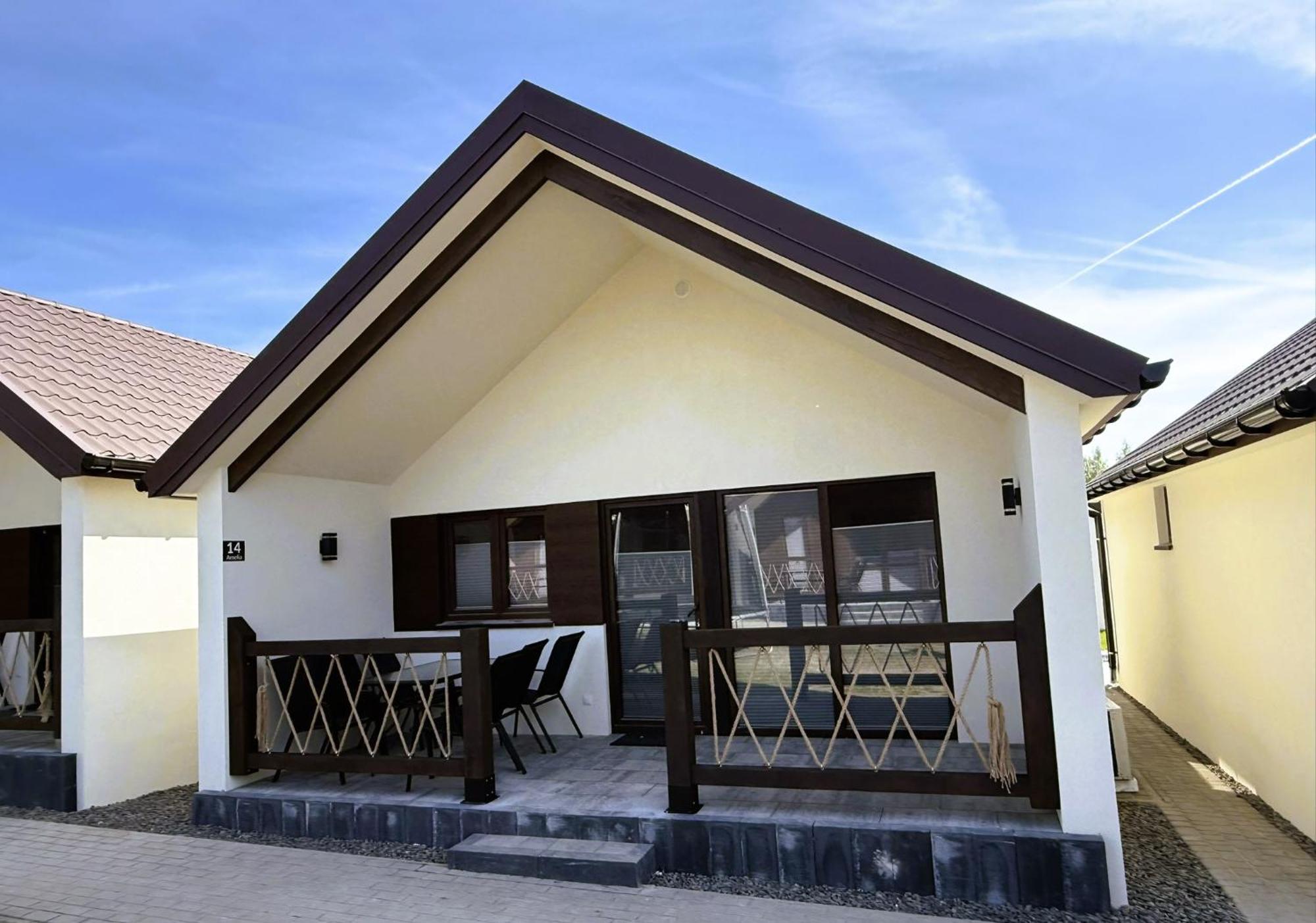 Hotel Osrodek Wczasowy Amelia Jarosławiec Exterior foto